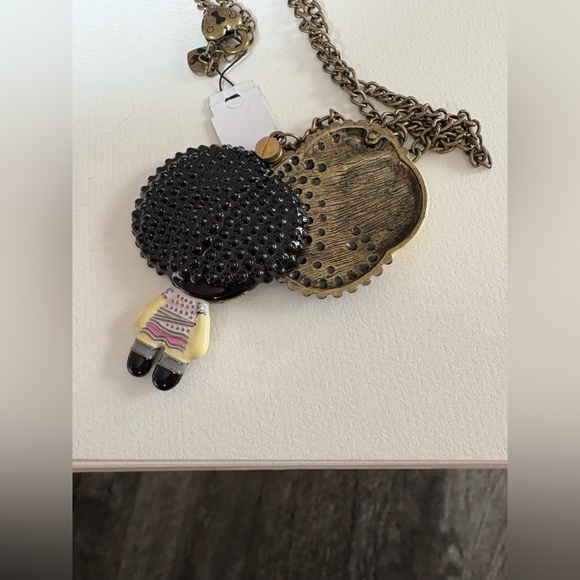 RARE Harajuku Lovers Bronze Gwen Stefani Baby Mirror Pendant Necklace NWT - Picture 4 of 10